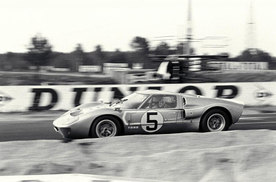  Ford GT40 (Mk II) 1965 года  (фото 86 из 118)